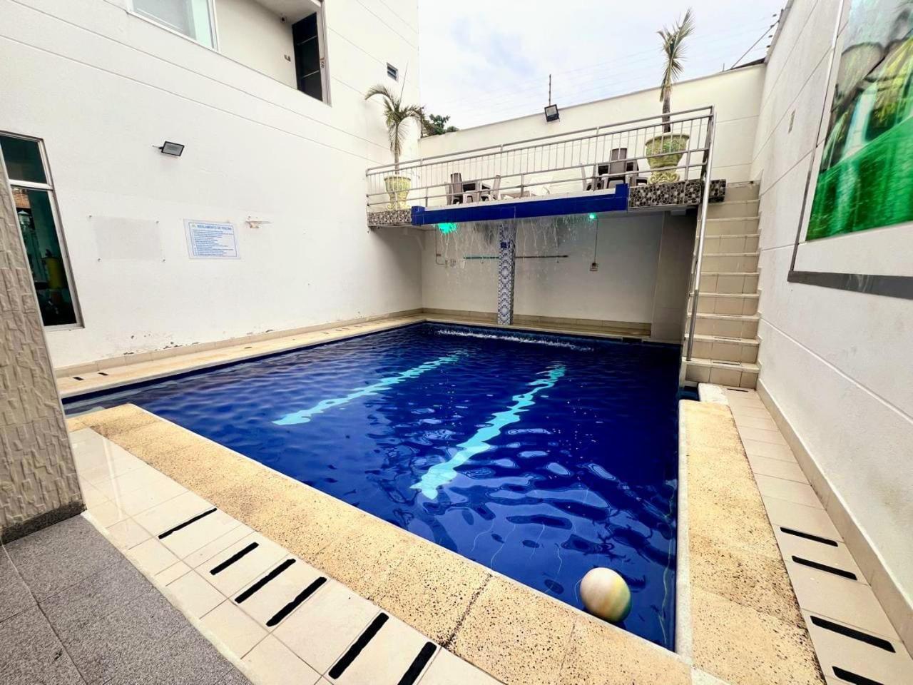 Hotel Suite Royal 梅尔加 外观 照片