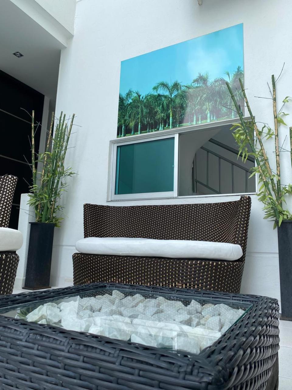 Hotel Suite Royal 梅尔加 外观 照片