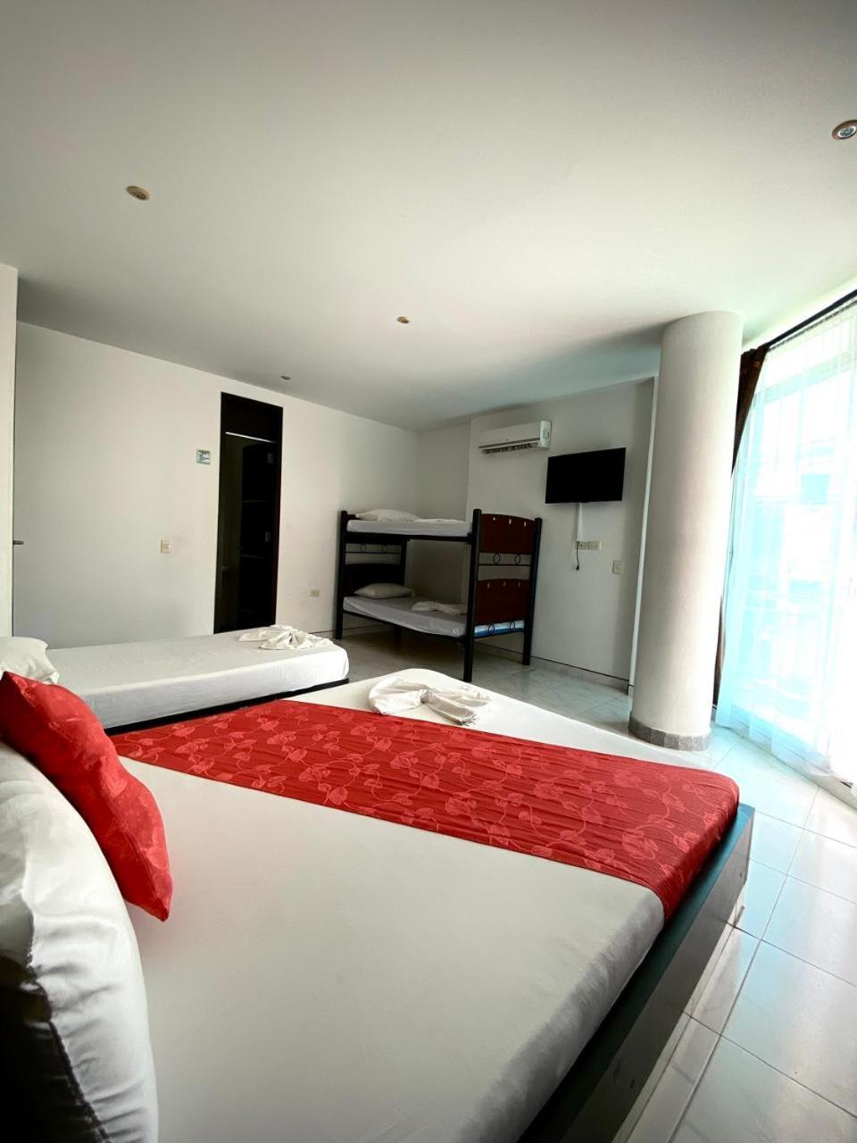 Hotel Suite Royal 梅尔加 外观 照片